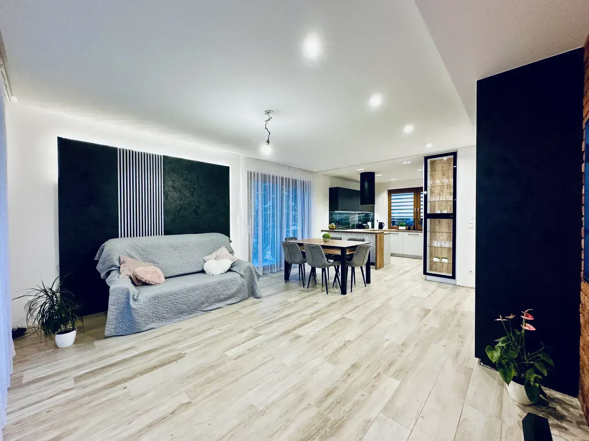 Dom w środku lasu na sprzedaż! 4