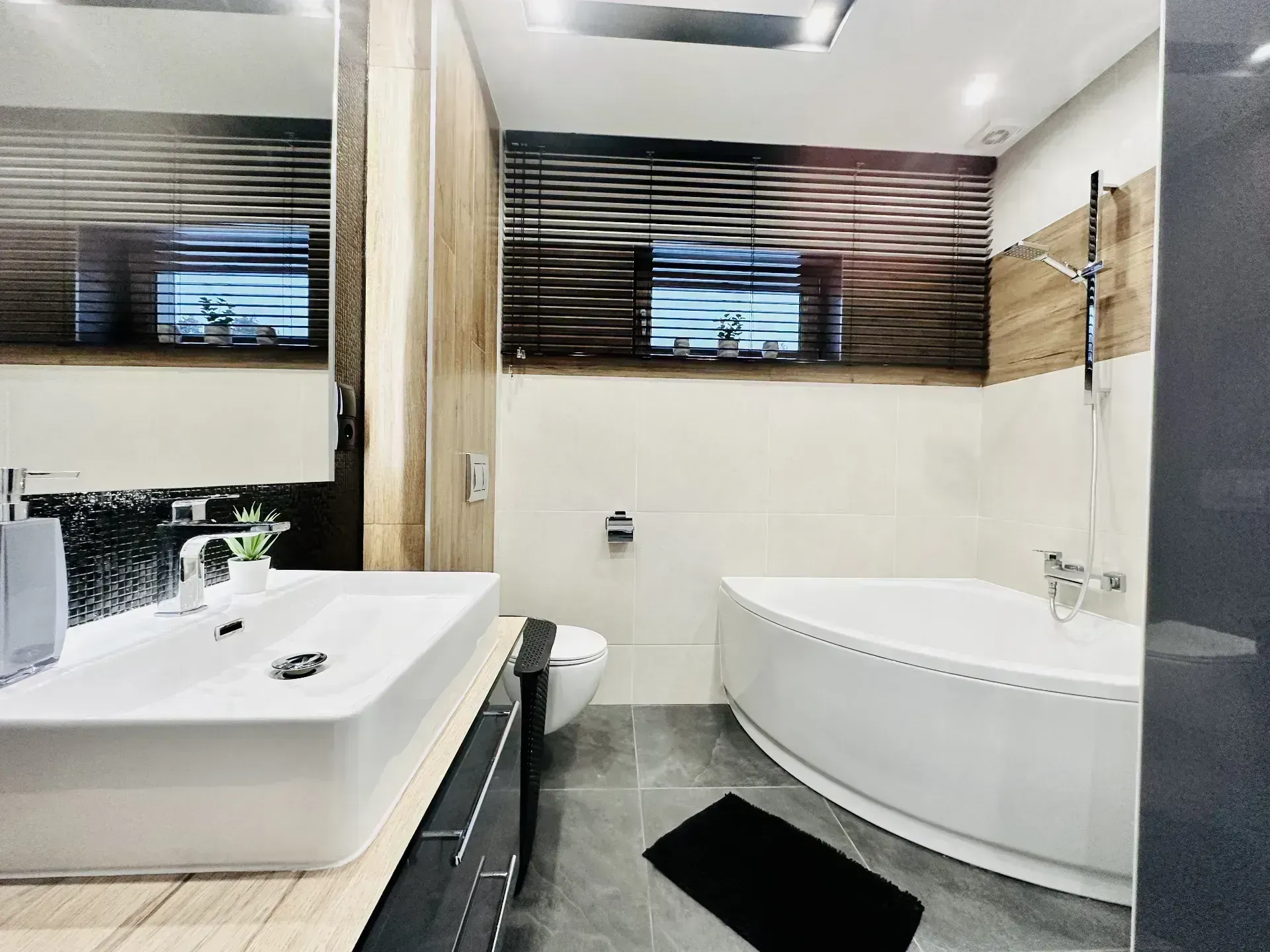 Dom w środku lasu na sprzedaż! 13