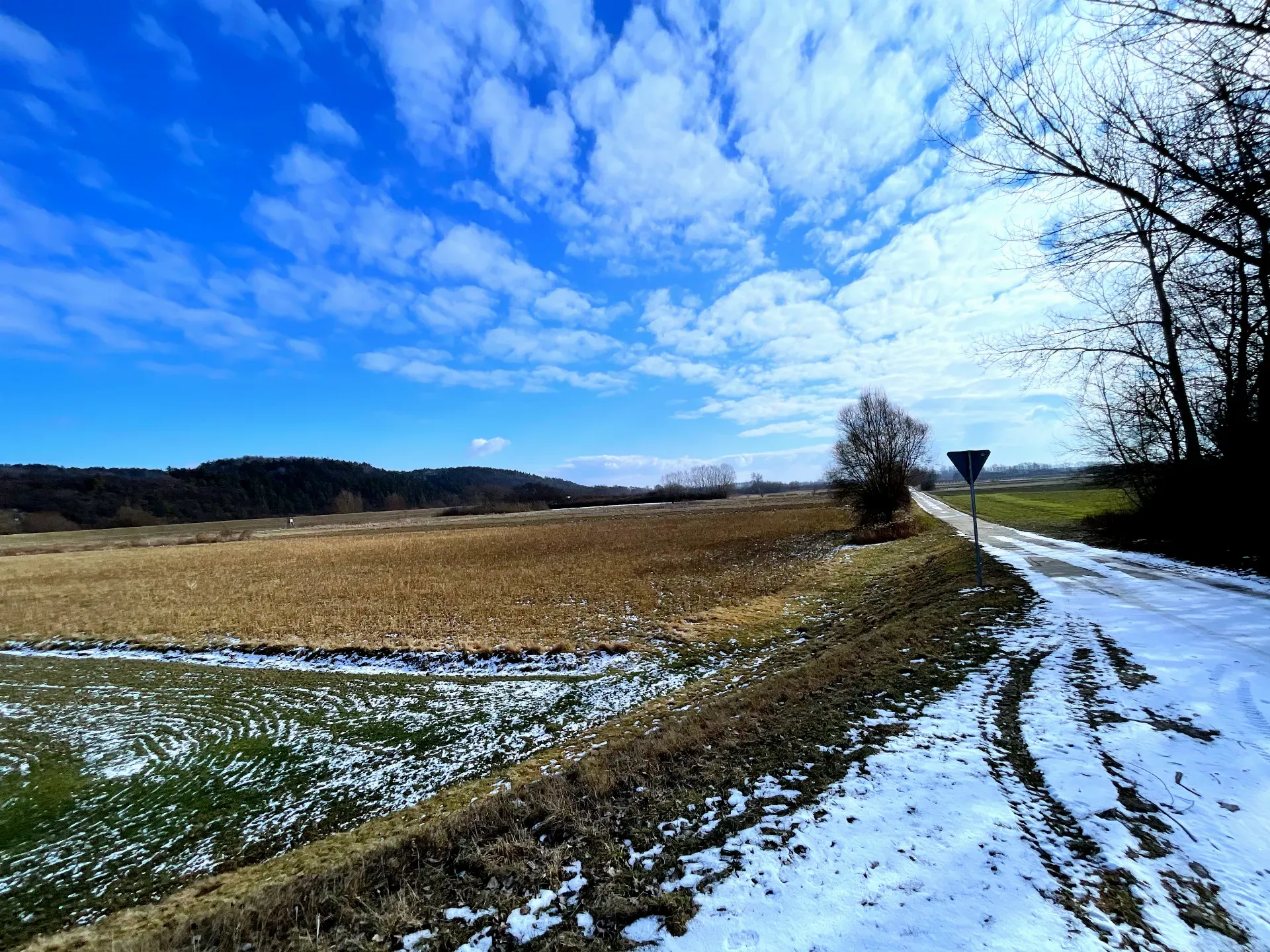 Dom na sprzedaż w miejscowości Opoka Duża 15