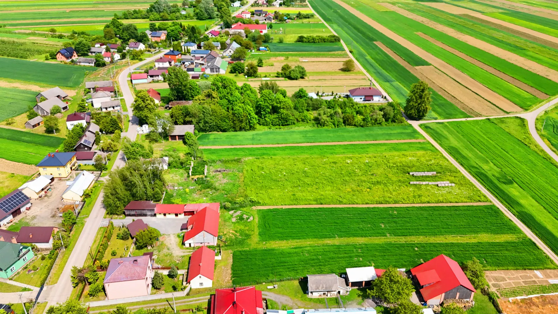 Działa nad Wisłą z budynkiem mieszkalnym 4