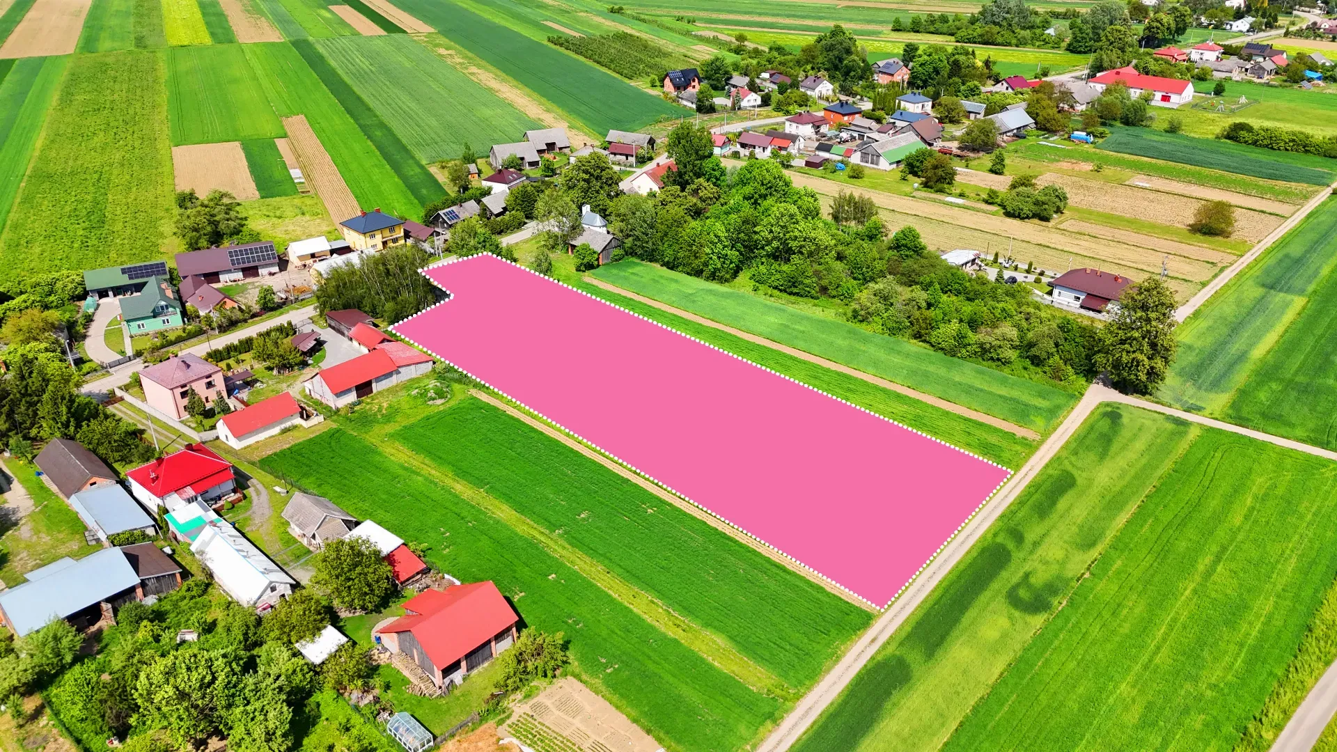 Działa nad Wisłą z budynkiem mieszkalnym 11