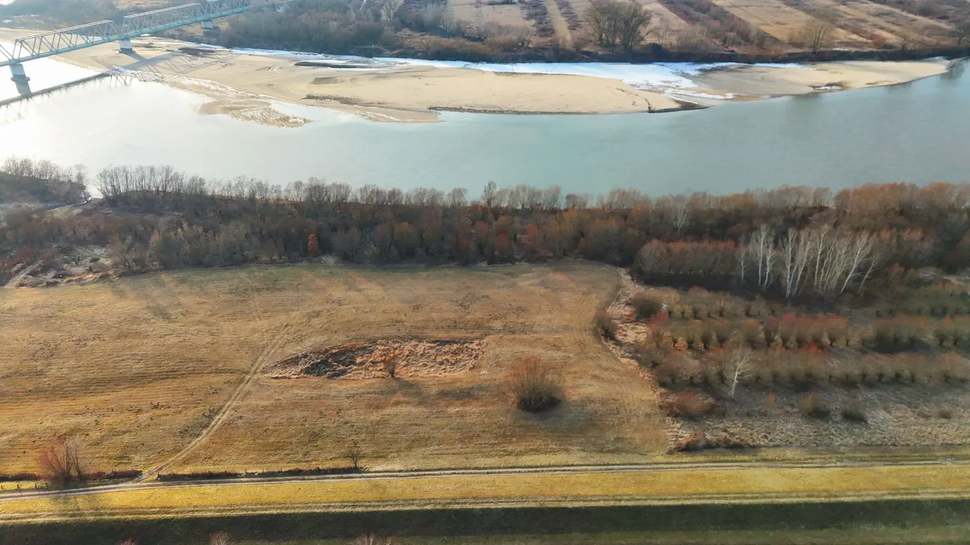 Działka rekreacyjna nad brzegiem Wisły 3