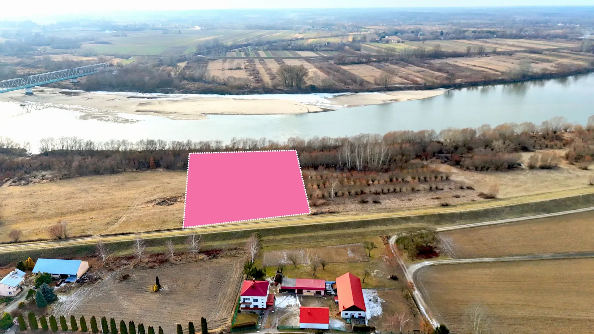 Działka rekreacyjna nad brzegiem Wisły 7