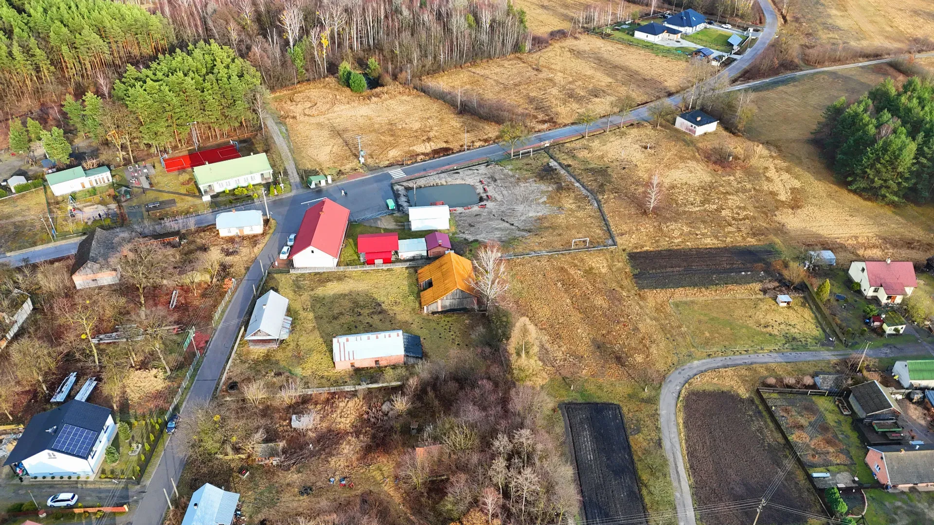 Dom na sprzedaż Marki 7