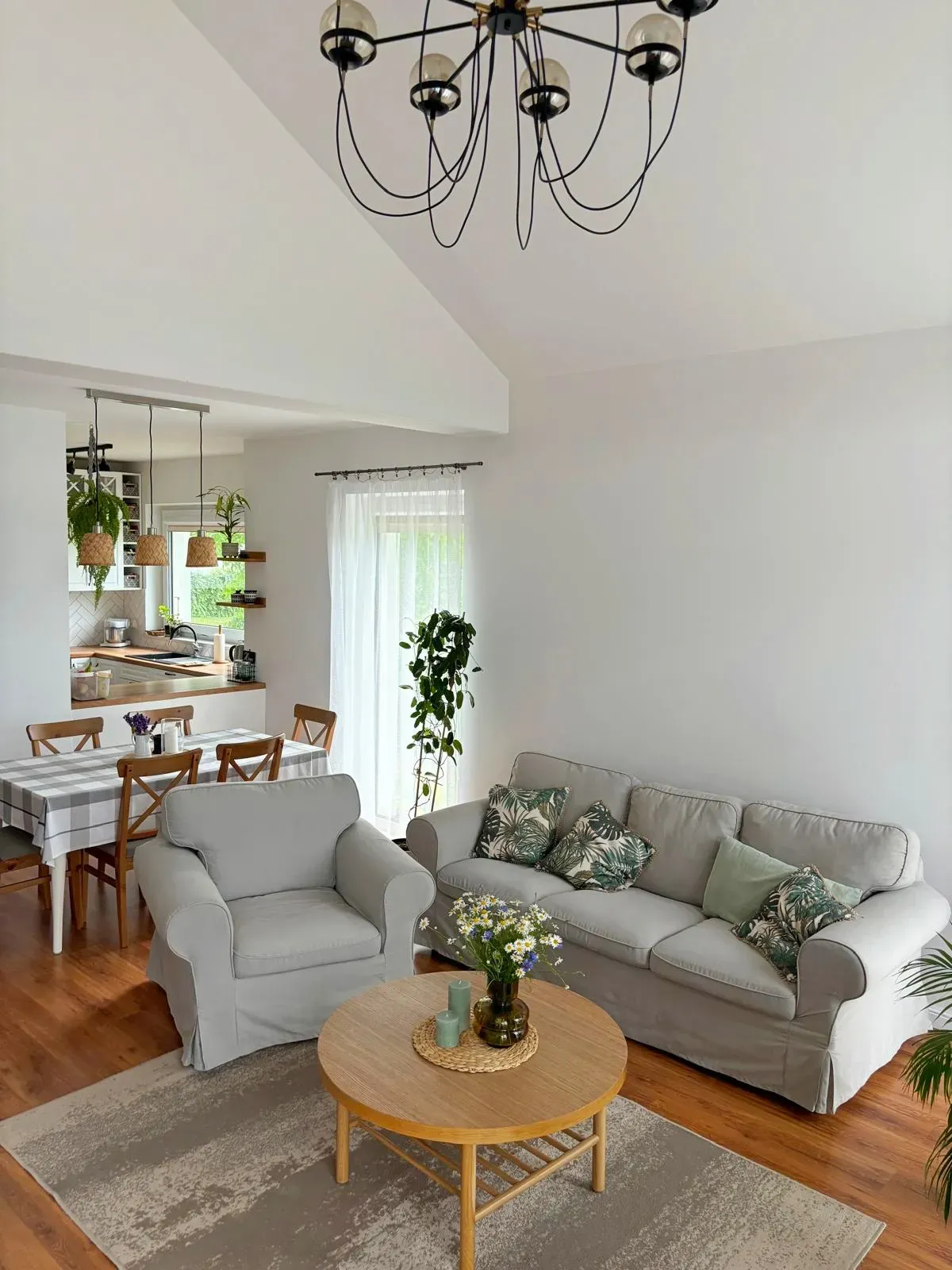 Na sprzedaż piękny dom na sprzedaż w Leżajsku 2