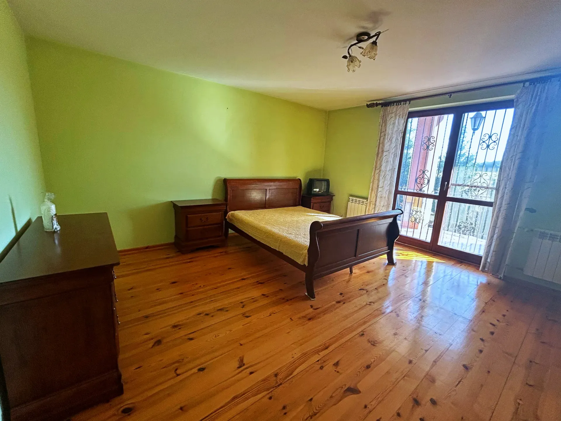 Klimatyczny dom z potencjałem komercyjnym Jamy 13