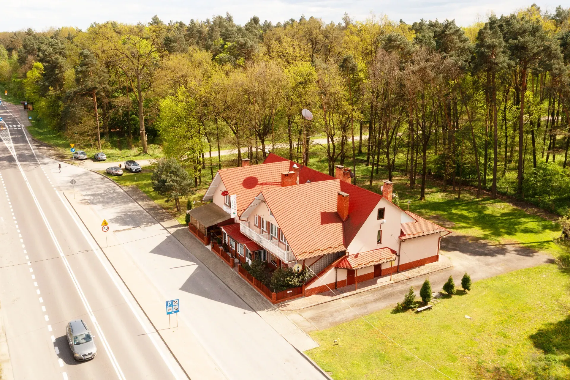 Budynek usługowo-handlowy Jadachy 2