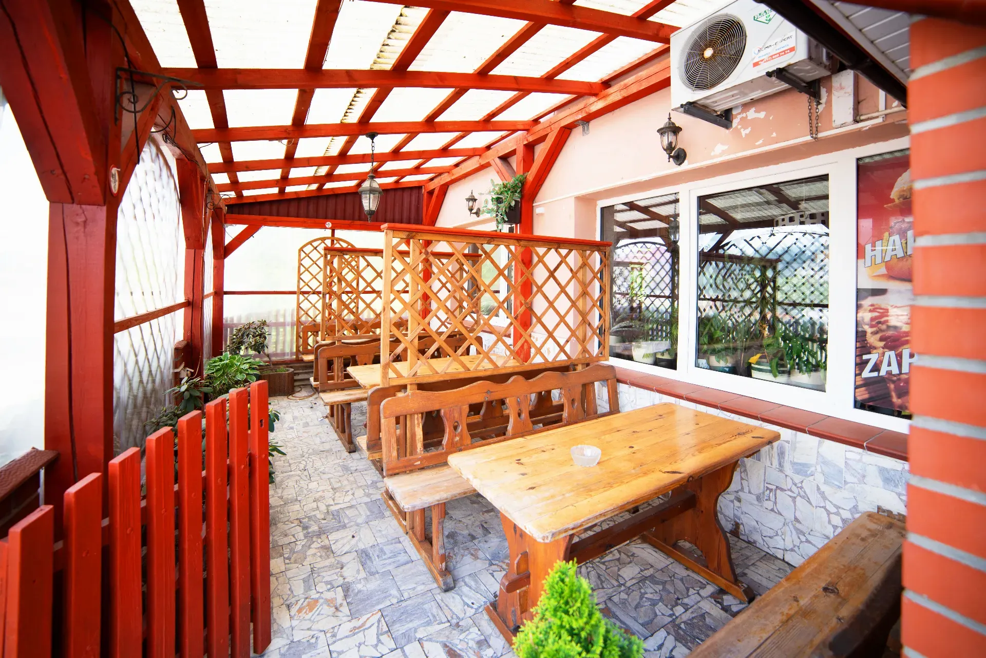 Budynek usługowo-handlowy Jadachy 12