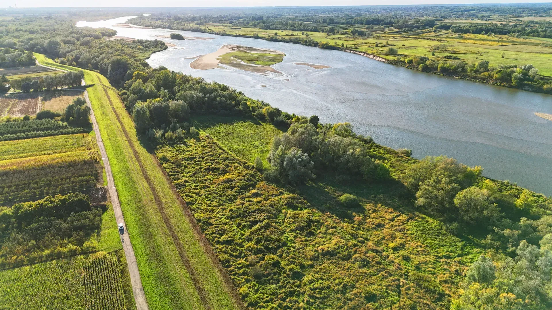 Działka rekreacyjna nad brzegiem Wisły 9