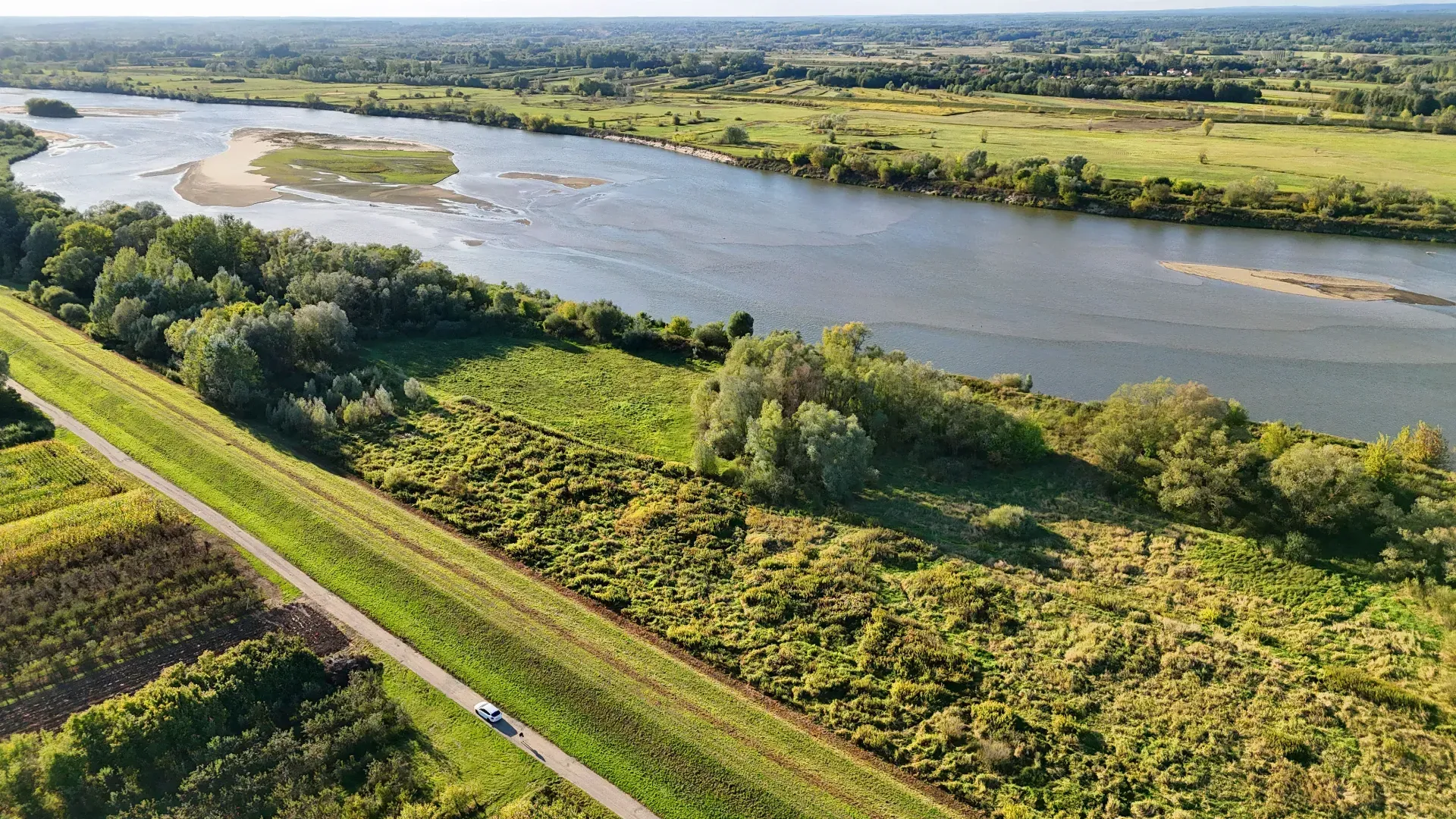 Działka rekreacyjna nad brzegiem Wisły 10