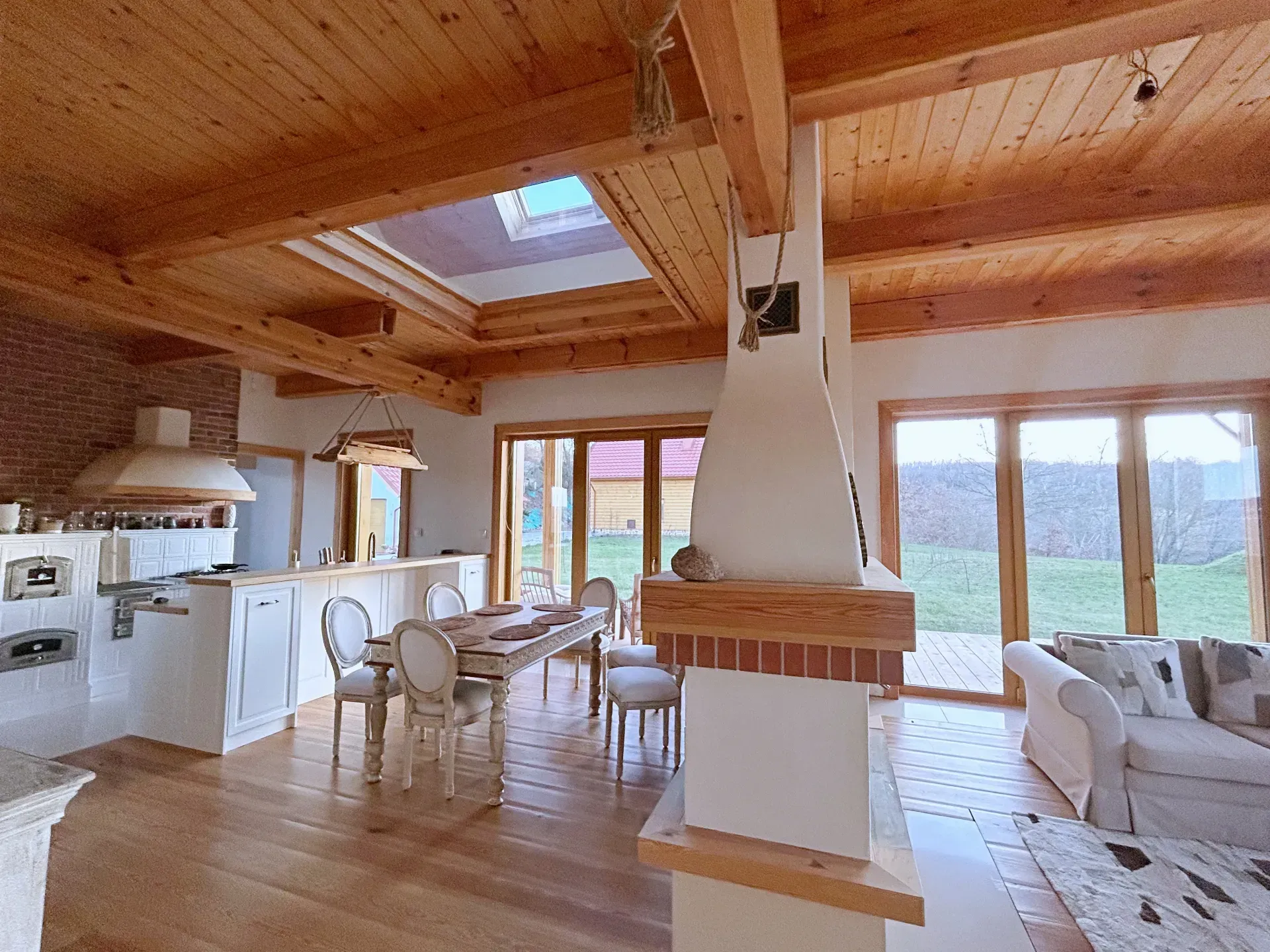 Wyjątkowy kompleks dwóch domów  w  Kielnarowej 7