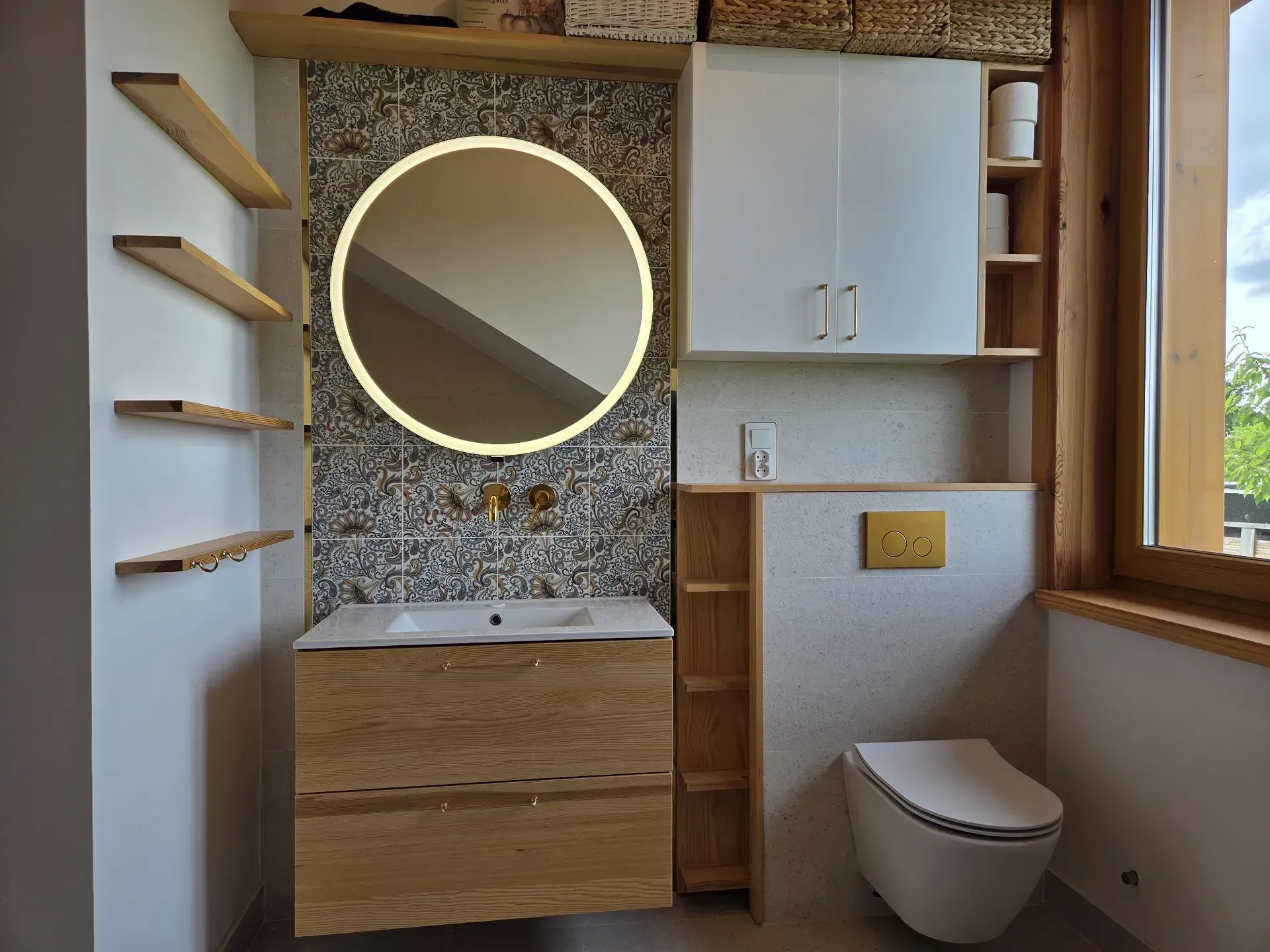 Wyjątkowy kompleks dwóch domów  w  Kielnarowej 10