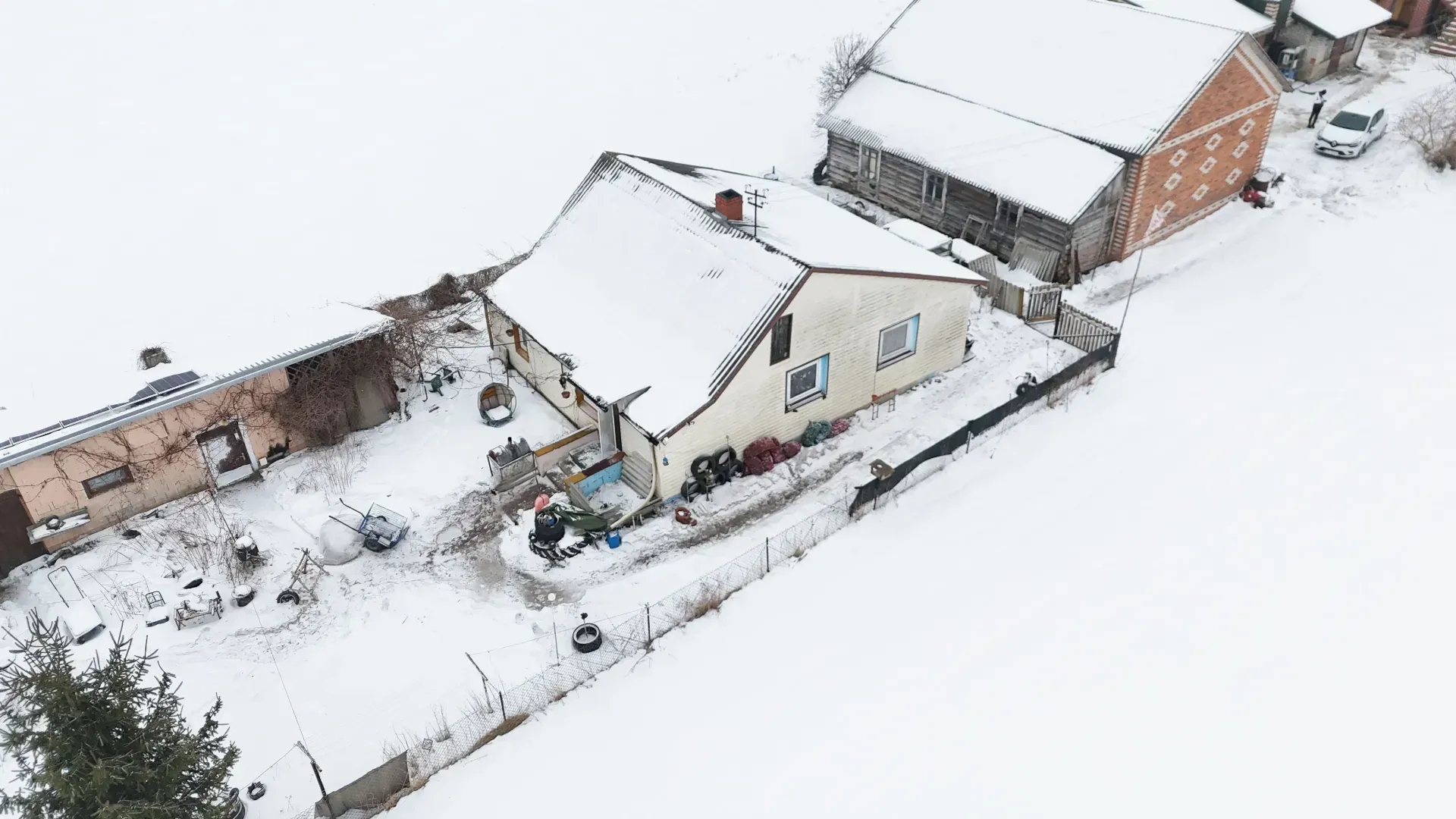 Dom na sprzedaż Zaporze z fotowoltaiką 3