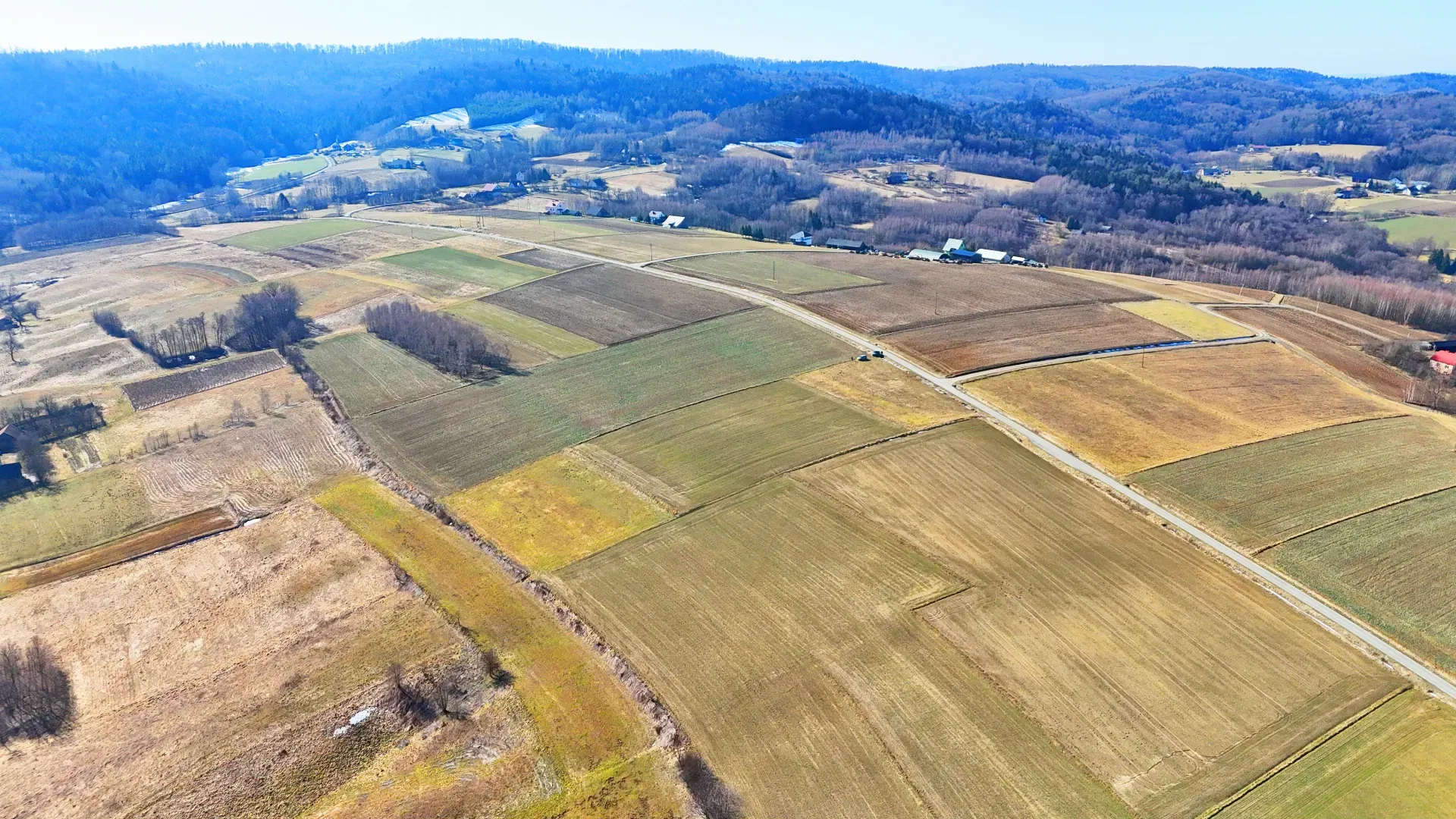 Malownicza działka rolna w Brzezinach 14