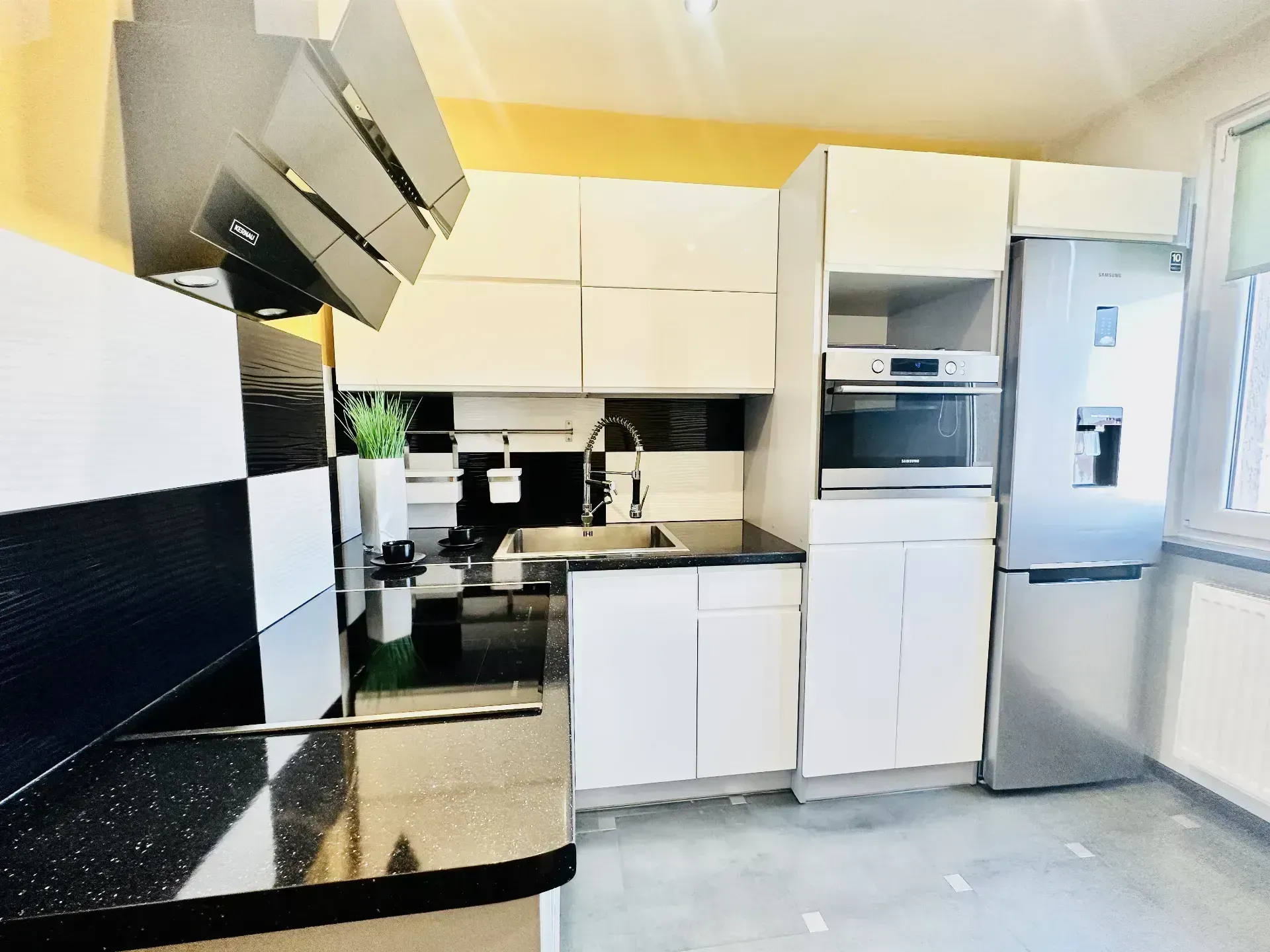 Okazja! Mieszkanie w Nowej Sarzynie 4