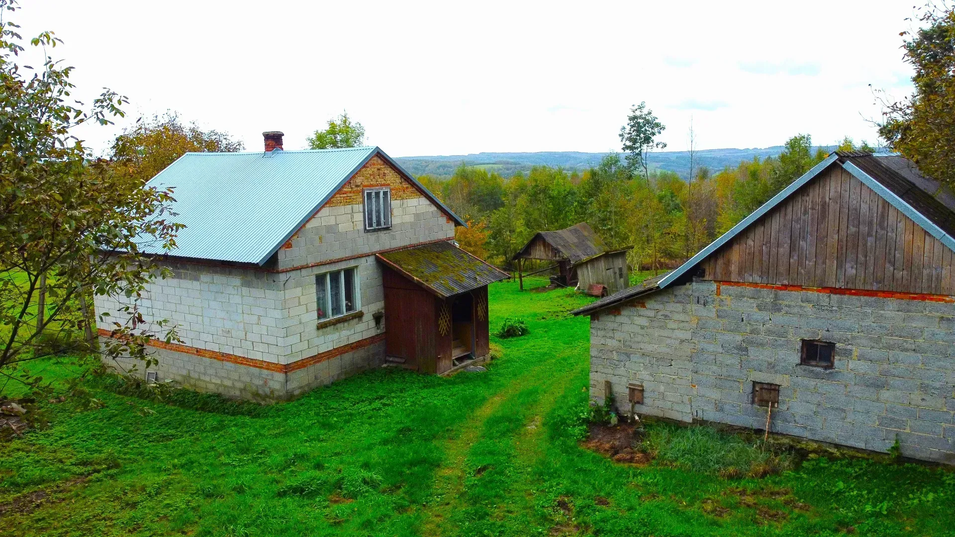 Dom w urokliwym miejscu na sprzedaż 2