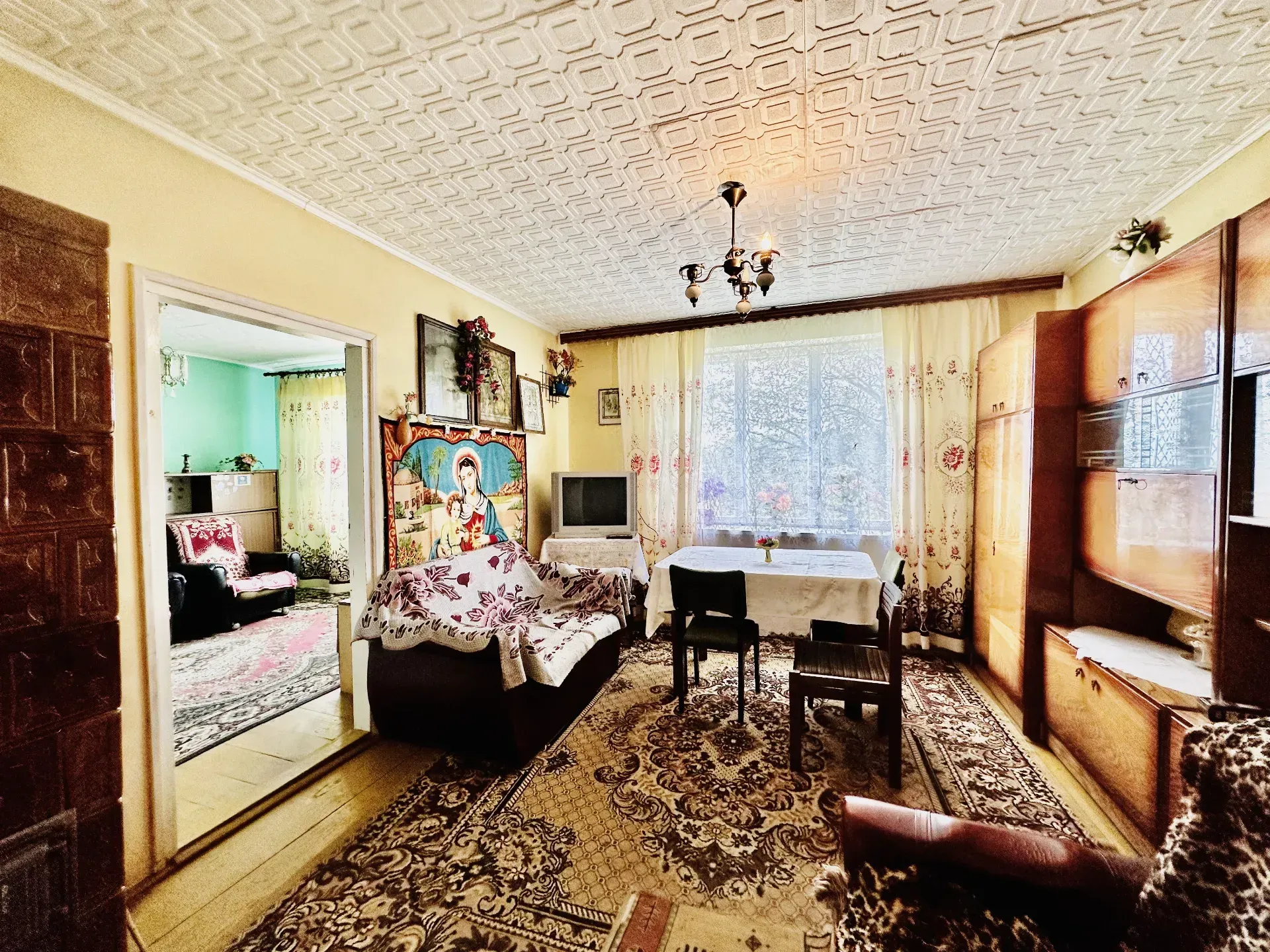 Dom w urokliwym miejscu na sprzedaż 12